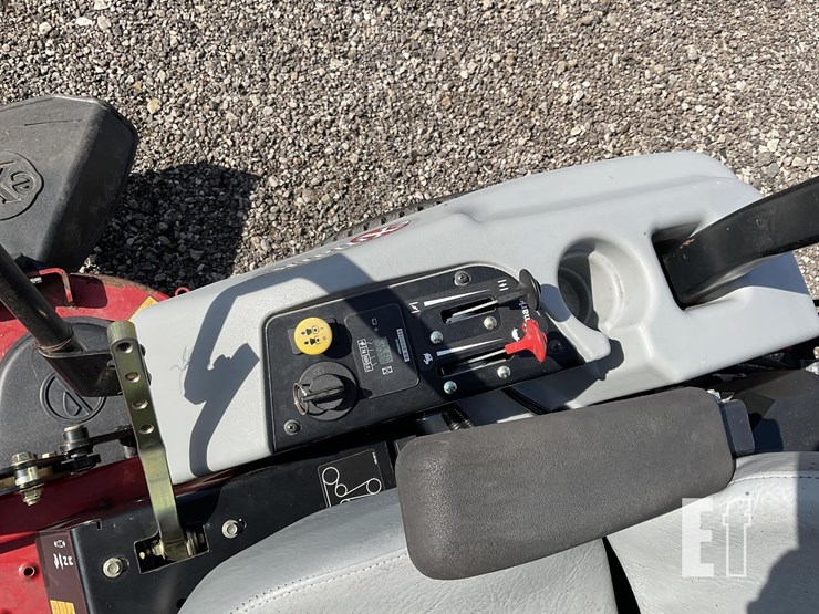 2015-exmark-pne720gkc52200-image-11