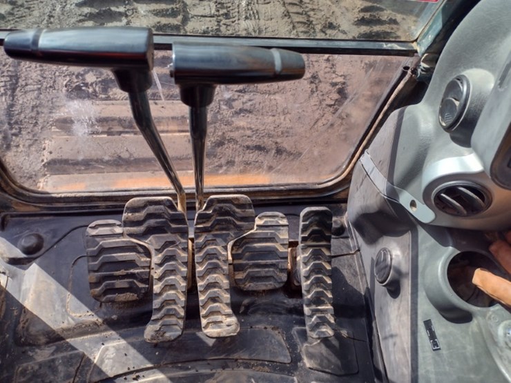 hyundai-robex-r145lcr-9-excavator-(qea-4014)-image-8