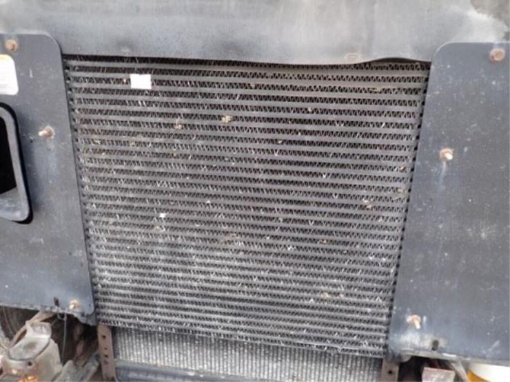 2015-freightliner-mt55-image-48