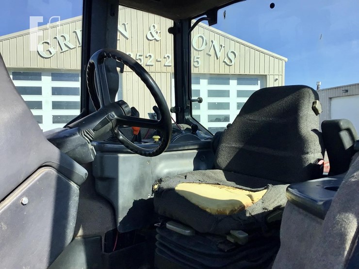 new-holland-8970-image-11