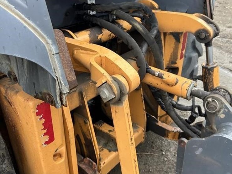 2000-case-570m-xt-image-13