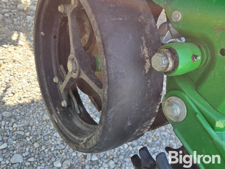 2019-john-deere-1775nt-image-17