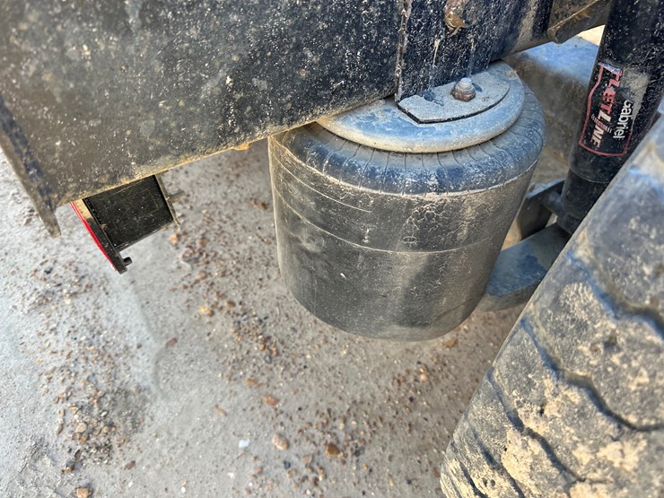 2005-international-9200i-image-12