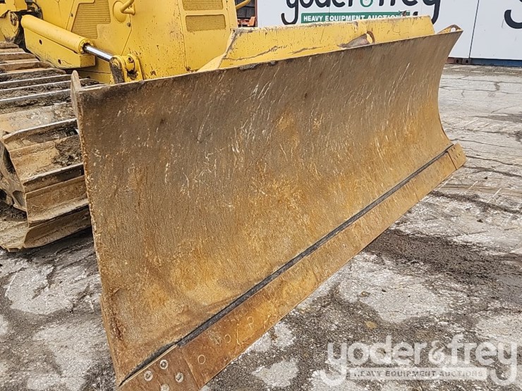 2017-komatsu-d61pxi-24-image-14