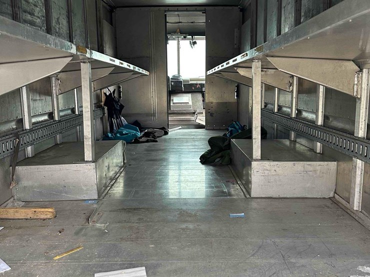 2008-utitimaster-workhorse-step-van-image-11