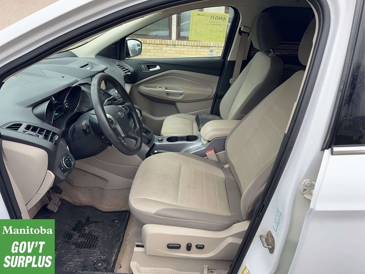 2016-ford-escape-image-17