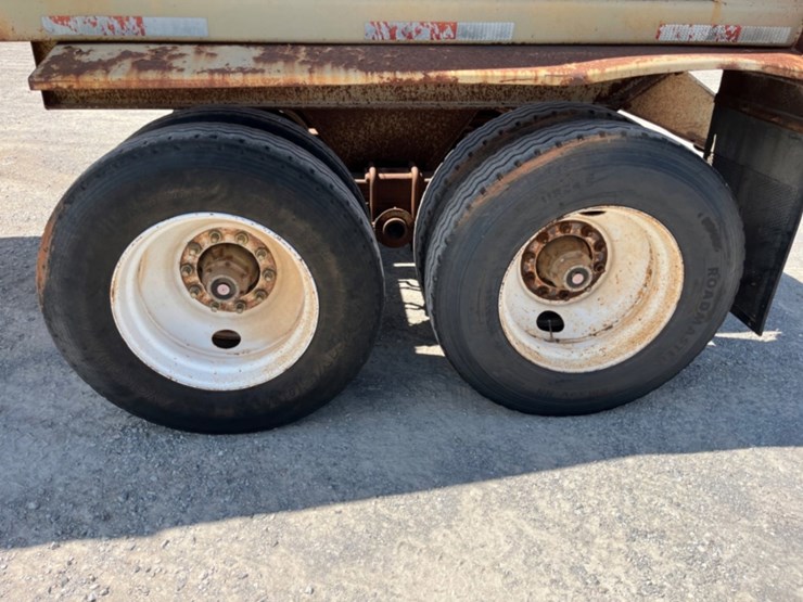 1990-king-load-image-9