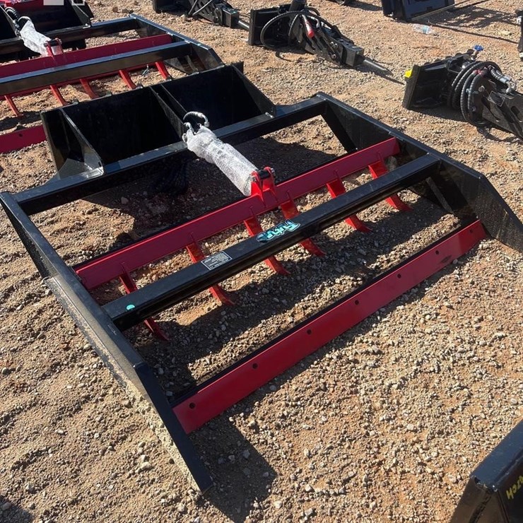 FUTURE 70IN HYDRAULIC SKID STEER FLAT RIPPER