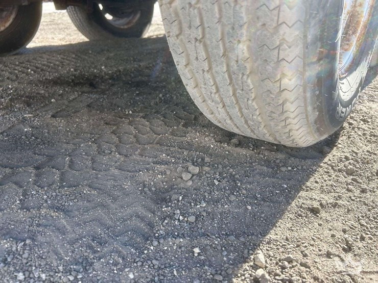 1993-generac-olympian-93a-100kva-towable-diesel-generator-image-17