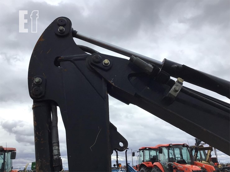 2016-deere-17g-image-18