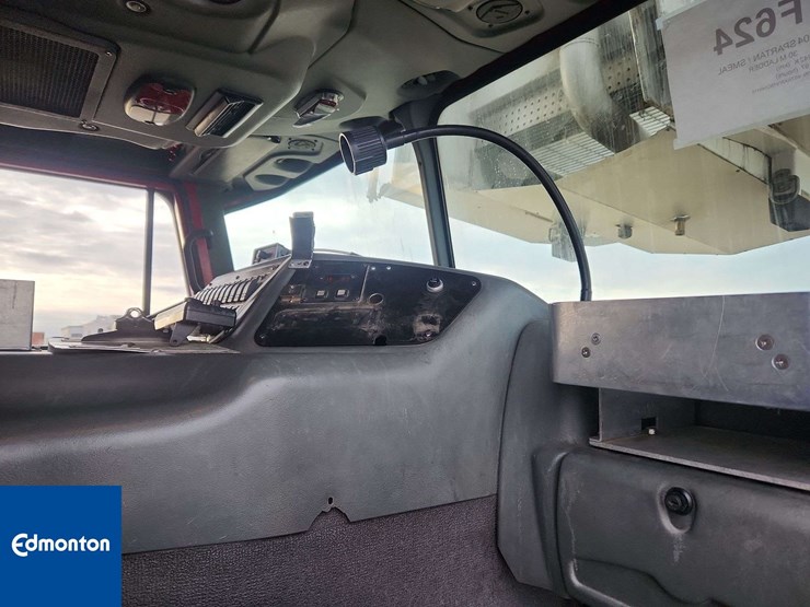 2005-spartan-gladiator-image-19