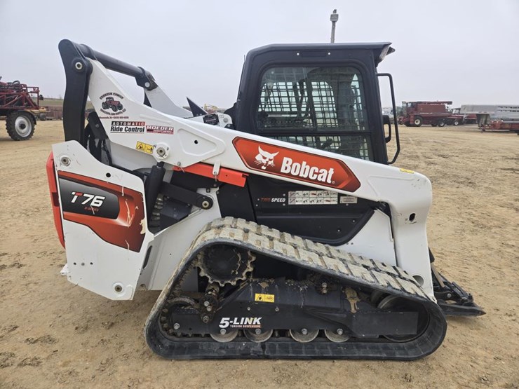 2023-bobcat-t76-image-2