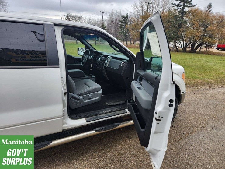 2014-ford-f150-image-35