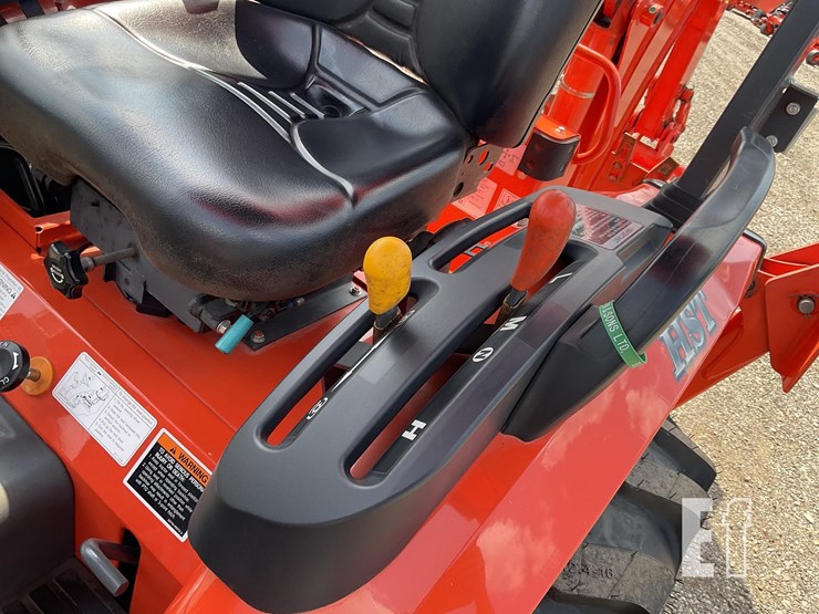 2020-kubota-b26-image-21