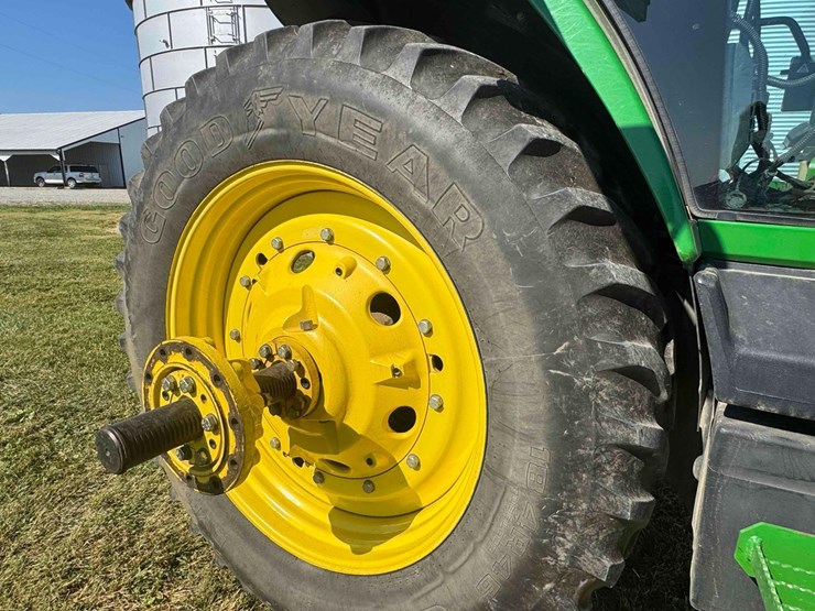 1999-john-deere-8100-image-8