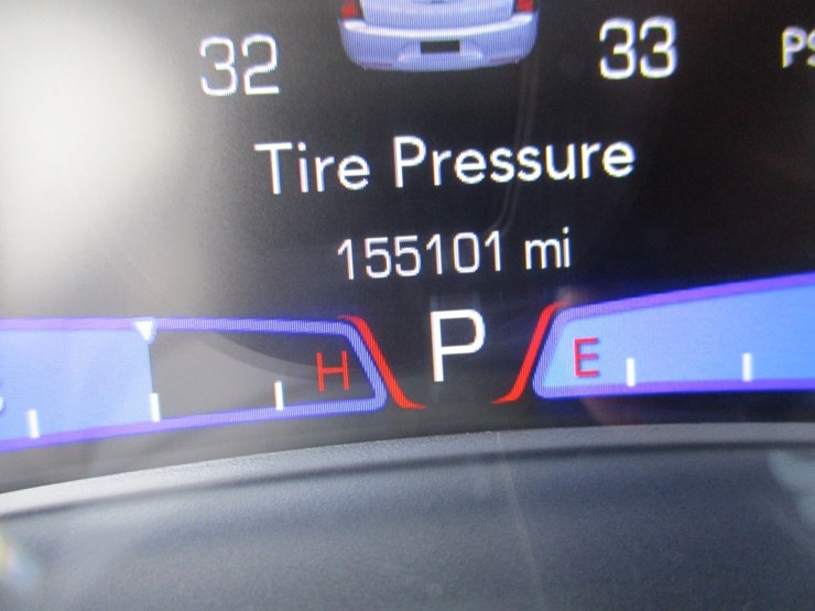 2021-chrysler-300-sedan,-image-17