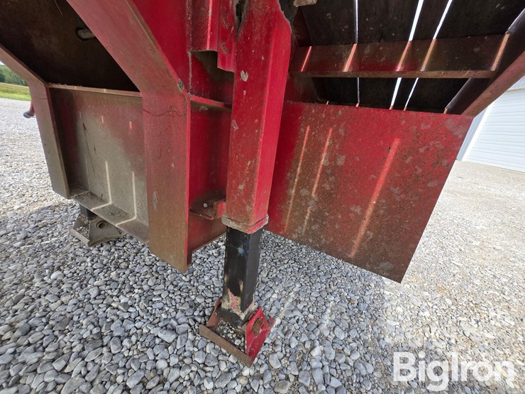 1994-trail-boss-kw32pda-t/a-fixed-neck-lowboy-image-14