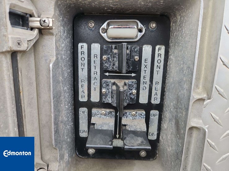 2005-spartan-gladiator-image-64