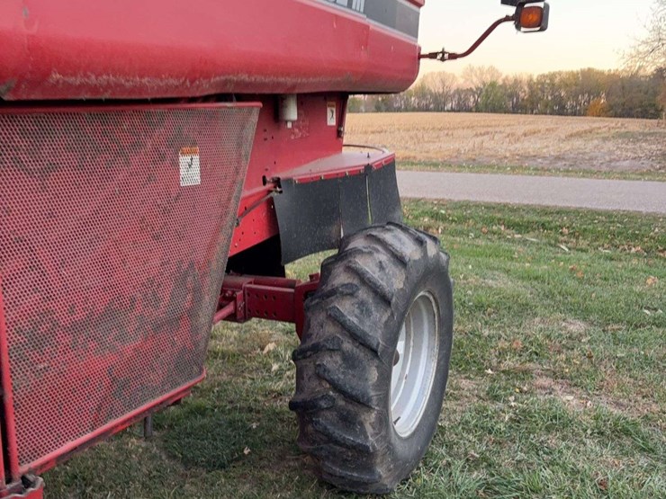 2001-case-ih-2388-image-22