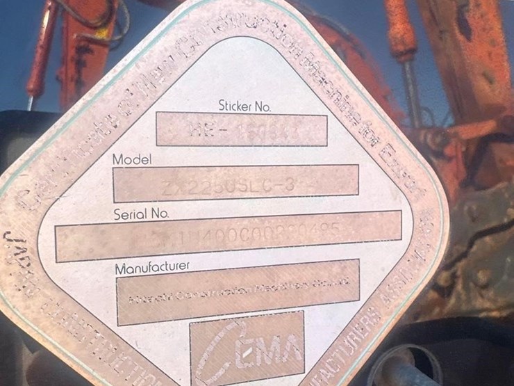 2012-hitachi-zx225us-lc-3-image-14