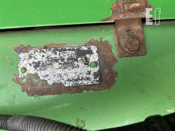 2018-john-deere-560m-image-27