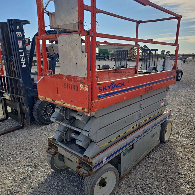 2012 SKYJACK SJIII3226