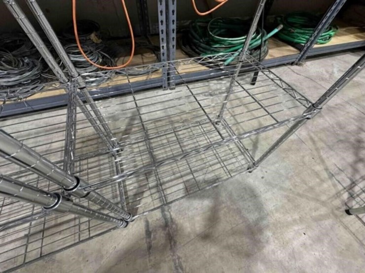 3-metal-wire-shelves-image-6