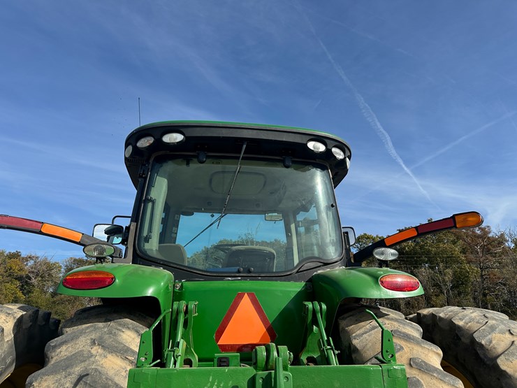 2013-john-deere-8285r-image-36