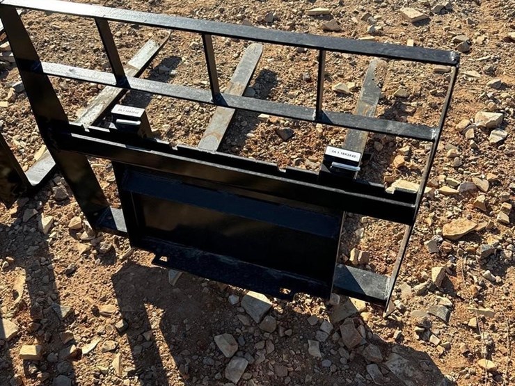 kivel-42in-mini-skid-steer-fork-attachment-image-2