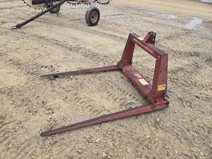 new-holland-80-image-4