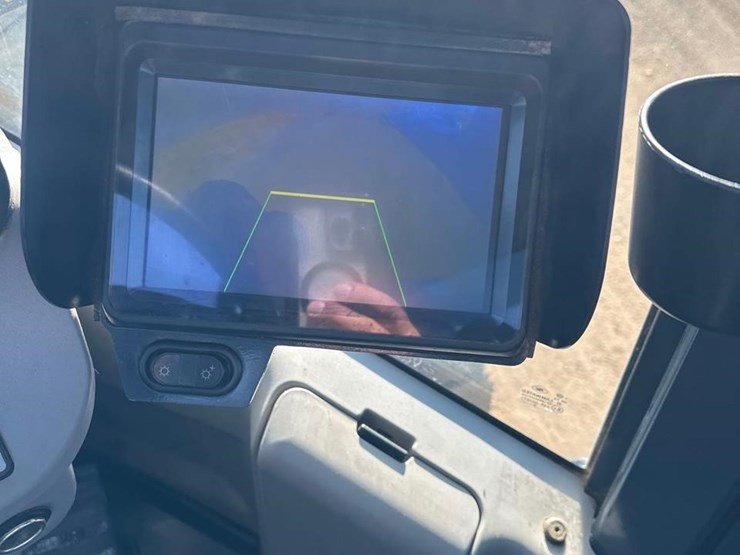 2018-komatsu-wa320-8-image-37