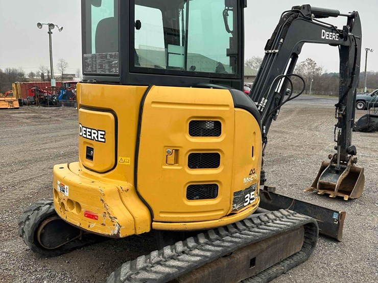 deere-35g-image-13