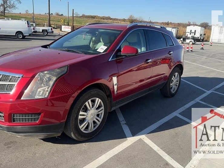 2010-cadillac-srx-image-7