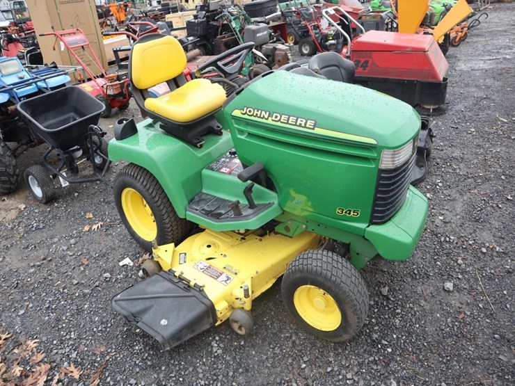 john-deere-345-image-2