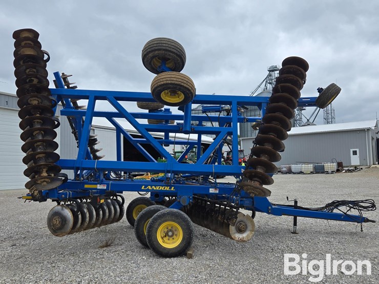 2007-landoll-6230-33-image-4