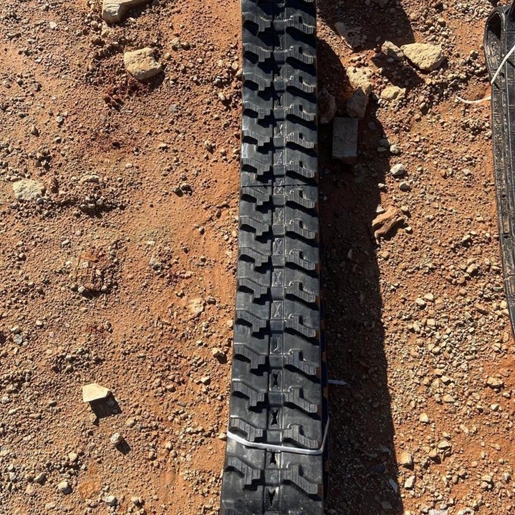 HEAVY DUTY RUBBER TRACKS