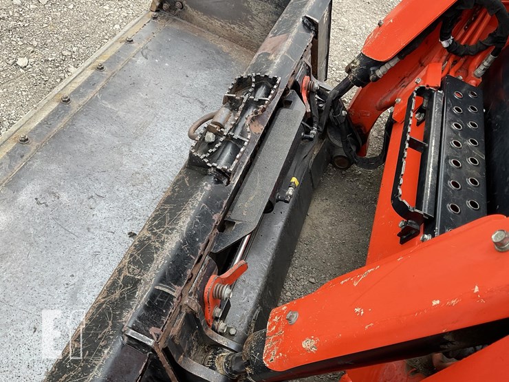 2020-kubota-svl95-2s-image-11