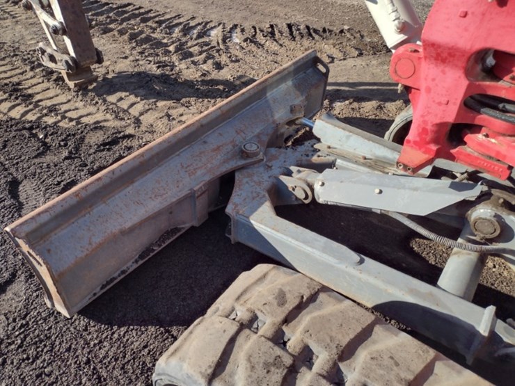 18-takeuchi-tb260cra-excavator-(qea-4048)-image-24