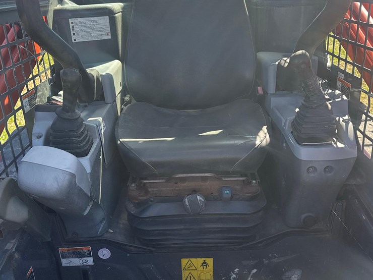 2016-kubota-svl75-2-image-13