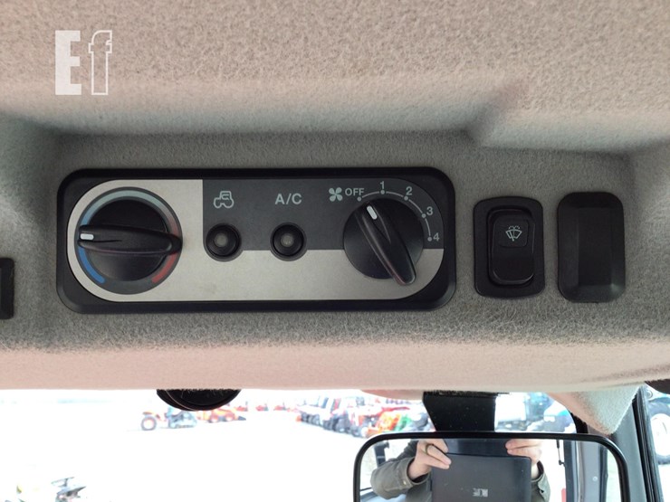 kubota-mx5400-image-17