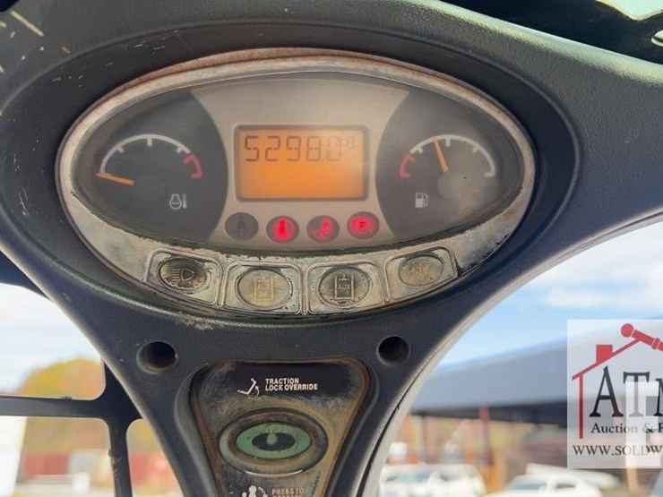 2012-bobcat-t650-image-26