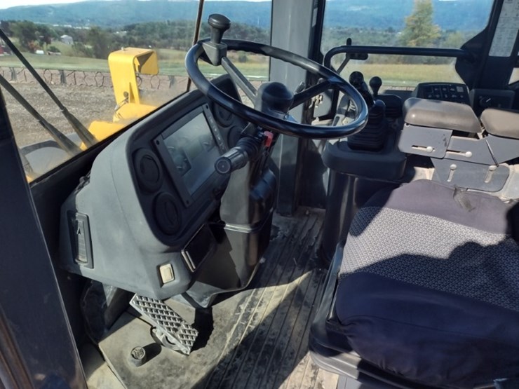 2007-deere-544j-image-11