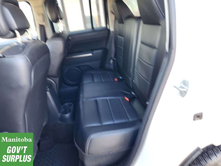 2014-jeep-patriot-image-12