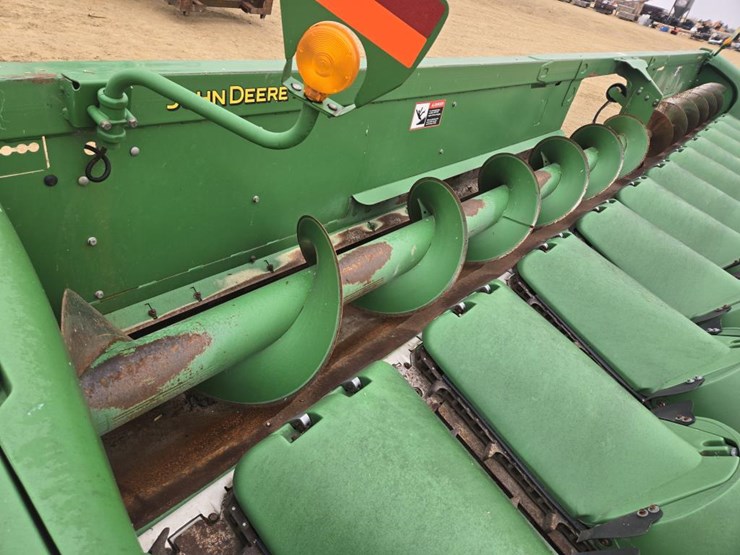 john-deere-612c-image-11