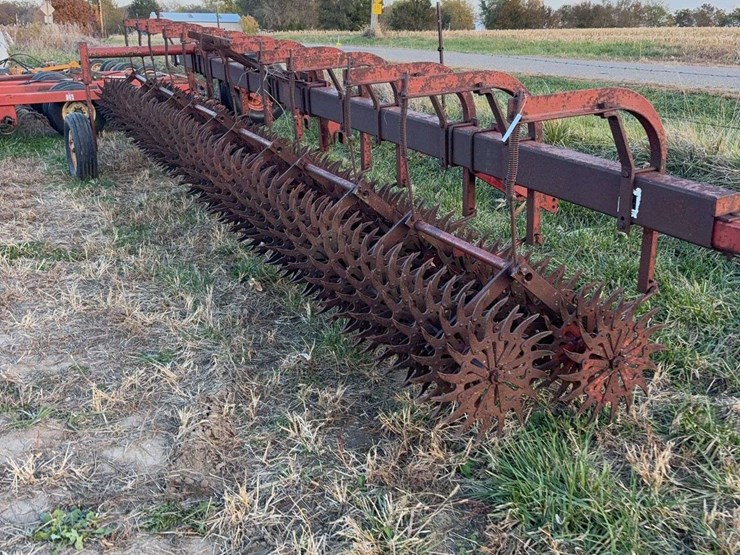 international-25ft-double-rotary-hoe-frame,-pull-type,-or-3pt.-image-2