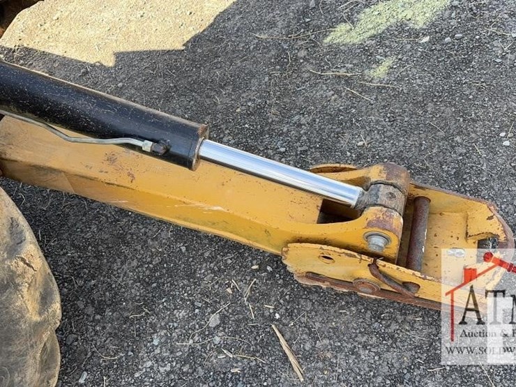 caterpillar-420f2-it-image-21