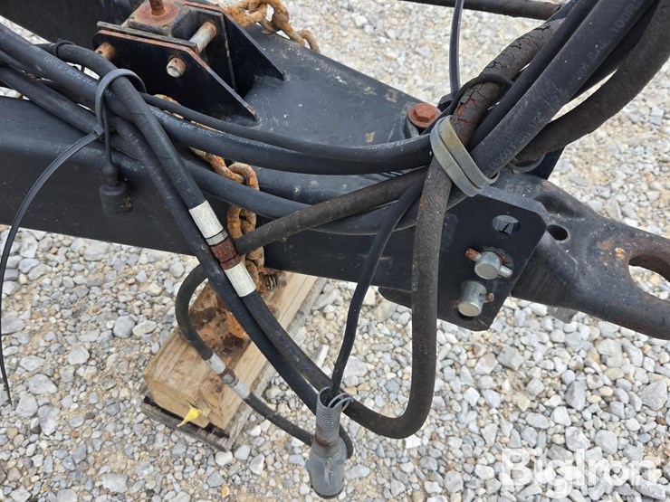 unverferth-130-zone-builder-no-till-ripper-image-11