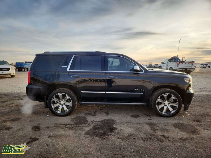 2018-chevrolet-tahoe-ltz-image-27
