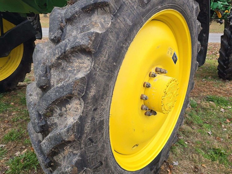 john-deere-4830-image-9