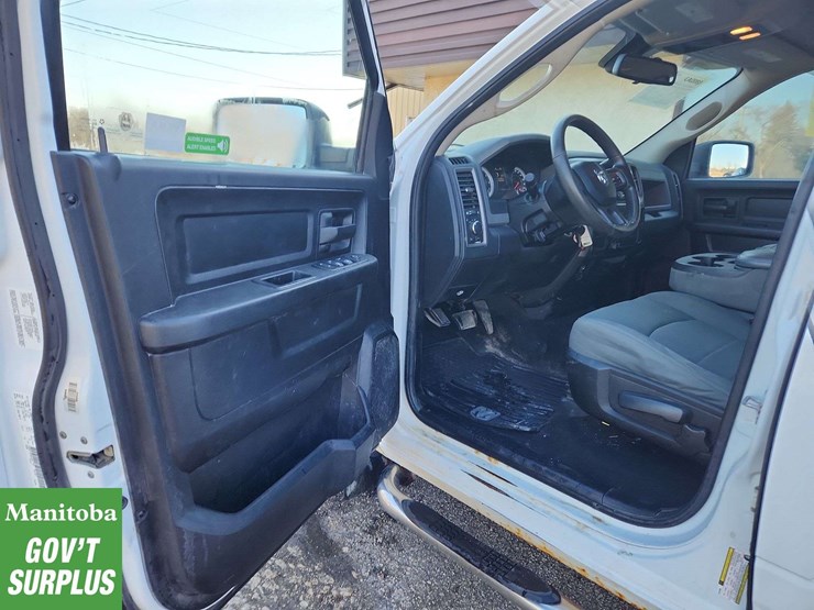 2013-dodge-1500-image-6